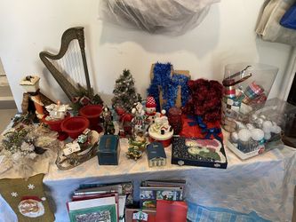 Christmas decorations all under $10