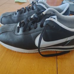 Nike Cortez Size 10