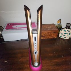 Practically New Dyson Corrale Hair Straightener. $150 Cash Takes It!!!