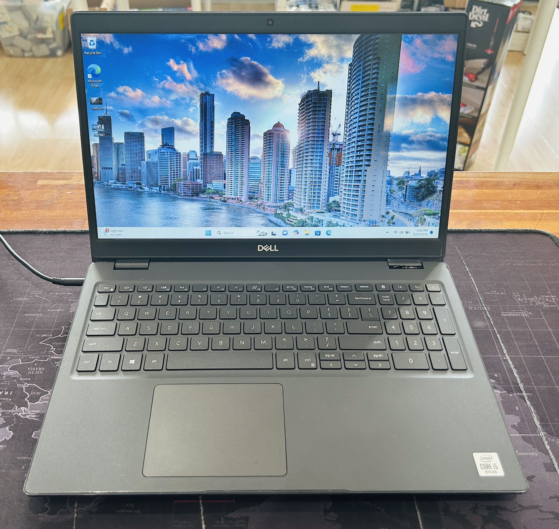 Dell latitude 3510 i5-10210 2.11GHZ 16GB 256GB ssd windows 11 pro !read description.