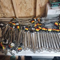 Great neck wrench lot 7/8/-15/16 (150 new)
