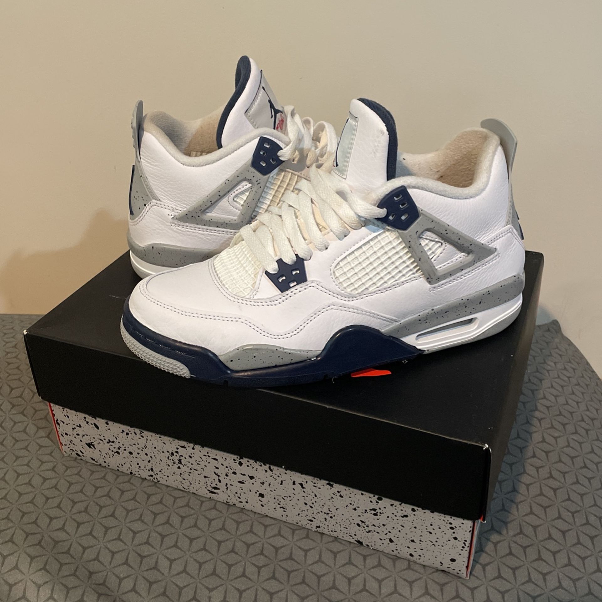 Air Jordan 4 Columbia On Feet AIR JORDAN RETRO LS 