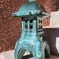 Ceramic Glazed Outdoor Indoor Pagoda Lantern 