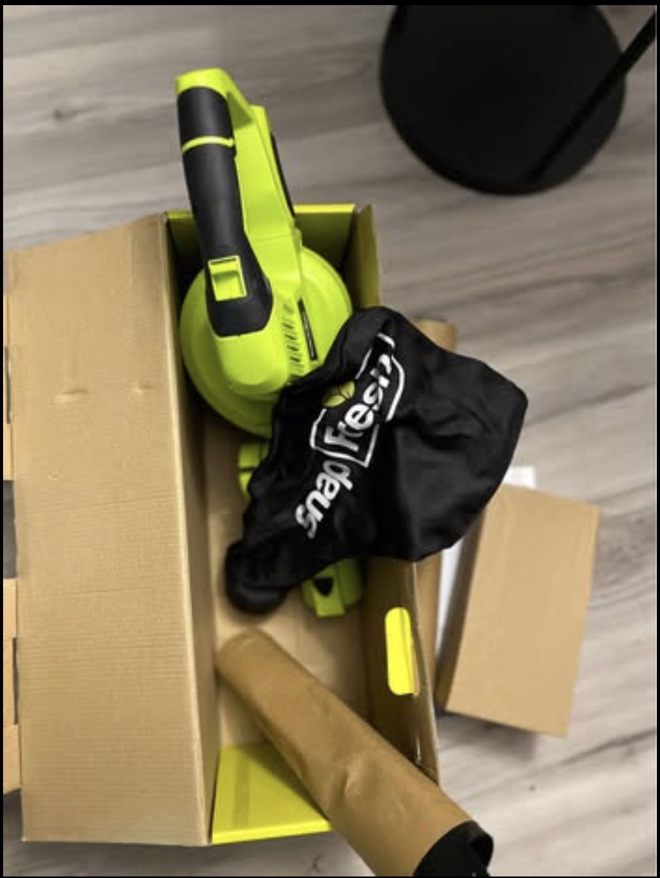 Leaf Blower and vaccume Dual function