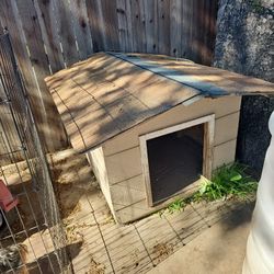 Free Dog House Puppy Large 