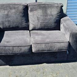 Free love seat