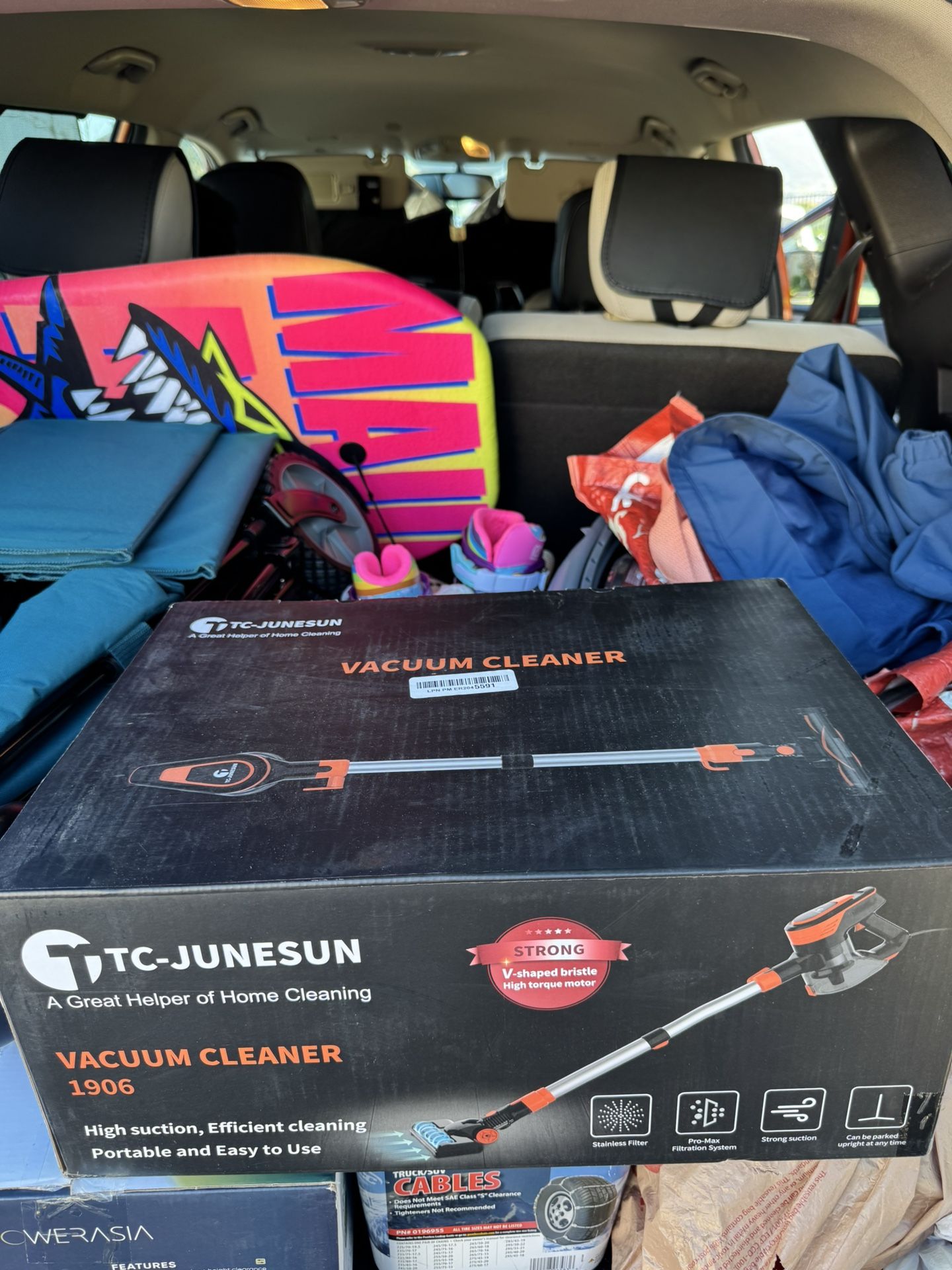 TC-Junesun Vacuum Cleaner 1906  Just used once to test, like new condition