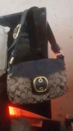 Coach small clutch type handbag authentic