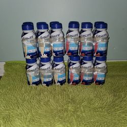4 Pack 6 Ensure (2 Strawberry/ 2 Vanilla)