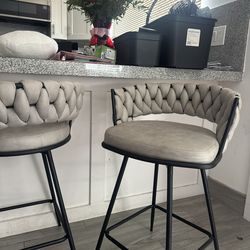 Gray kitchen bar stools