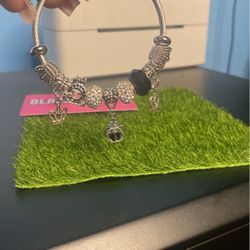 Homemade Crown Bracelets 