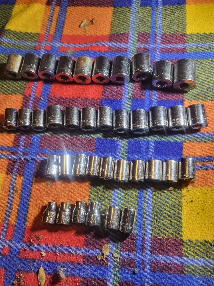 SOCKETS AND RATCHETS 373 TOTAL PIECES
