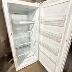 General Electric 14.1 Cubic Upright Freezer Frost Free With Delivery 