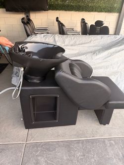 Salon Shampoo Bowl and Chair Unit