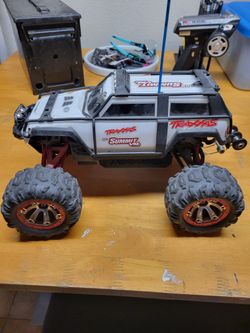 1/16 Traxxas Summit Vxl 4x4 (Highly Modified )