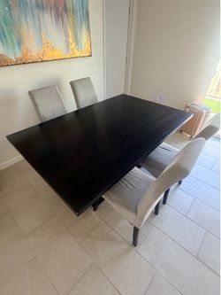 Black Wooden Dining Room Table