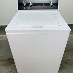 speed Queen washing machine in very perfect condition a receipt for 60 days warranty