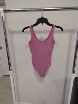 Lululemon Align bodysuit in the velvet dust pink color, women, size 2
