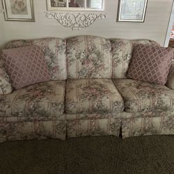 Beautiful Sofa And Pillows. LIKE NEW!