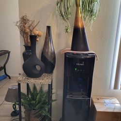 Assorted Pots $5 Each Come And Get Them