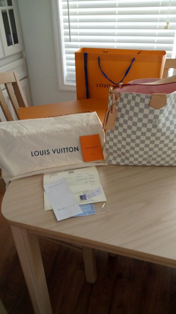 Louis Vuitton Bag