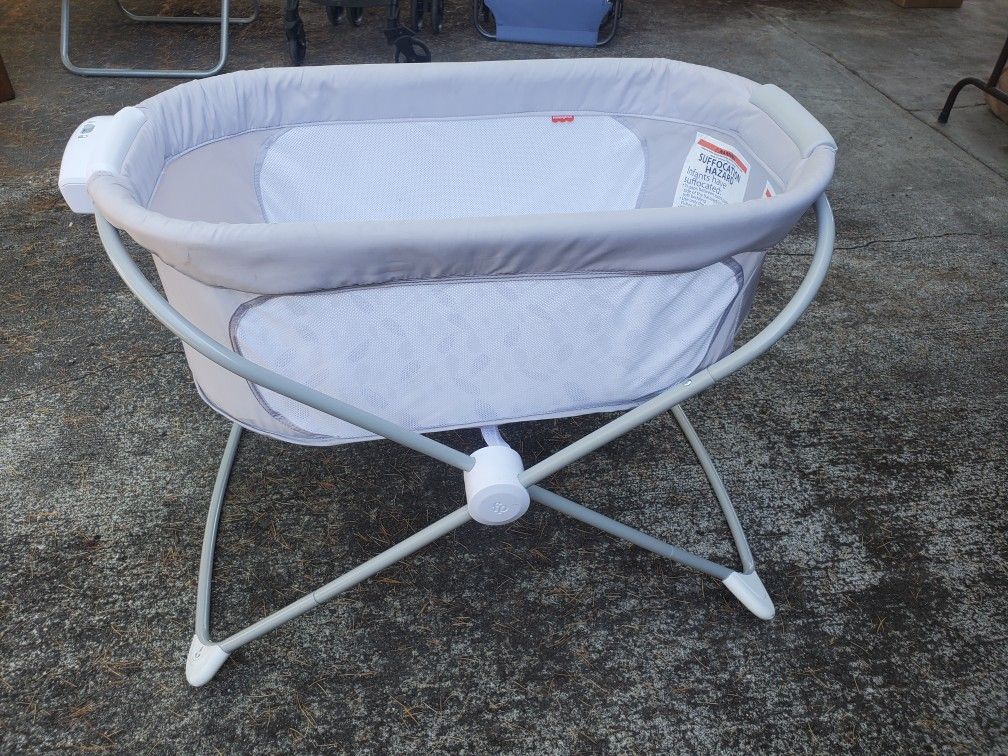 Fisher Price Bassinet
