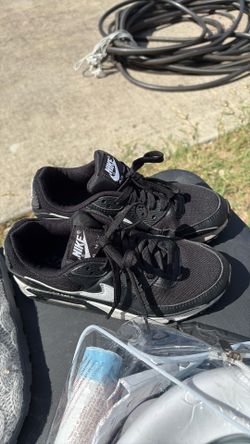 Size 6 Nike shoes
