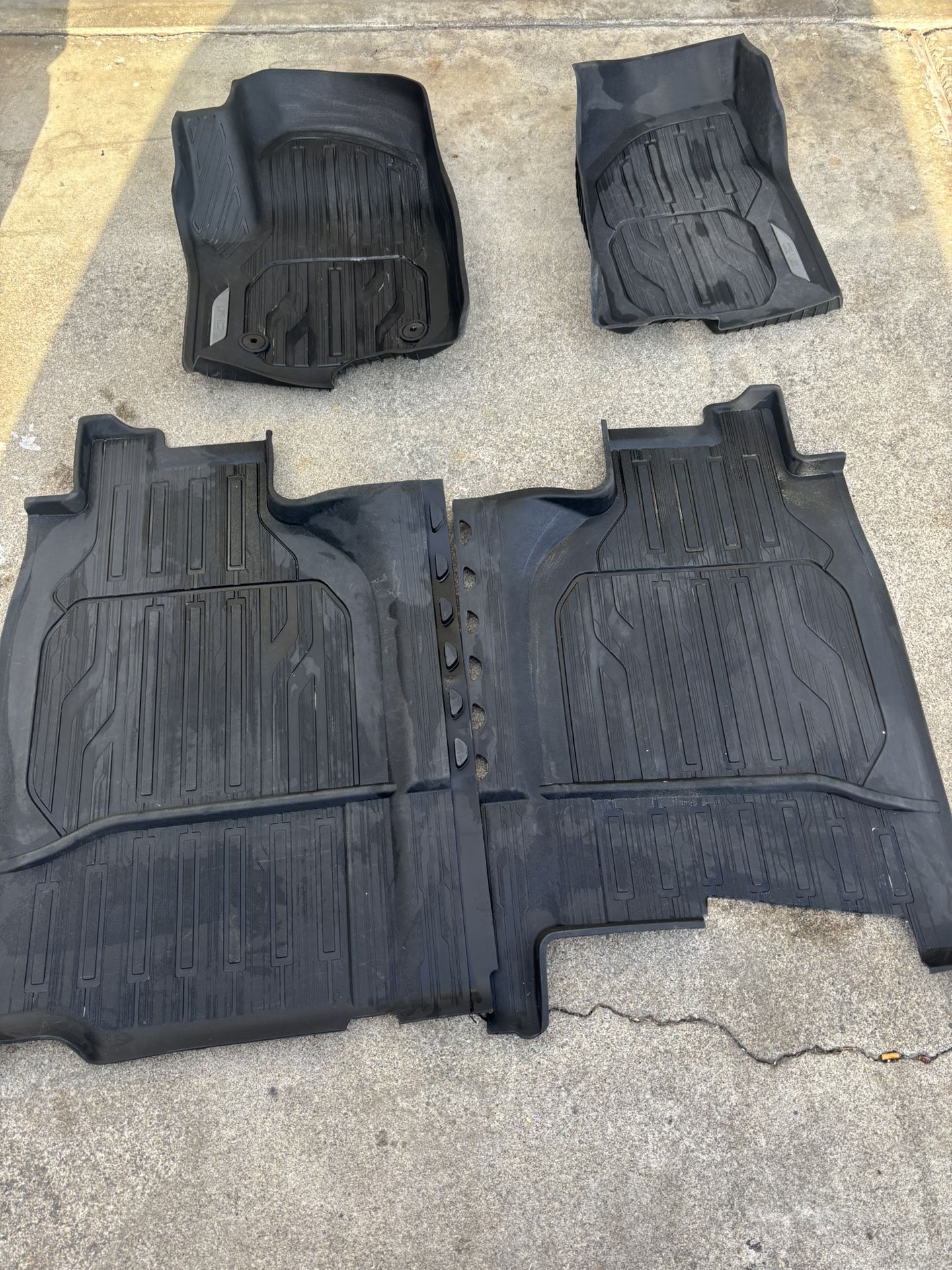 GMC Floor Mats Sierra 1500