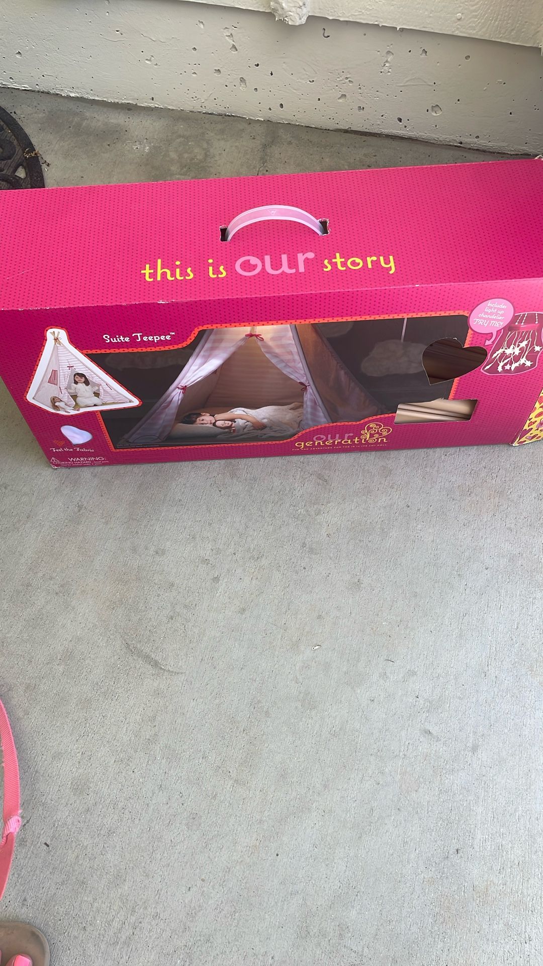 Kids Light Up Tent.