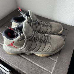 Jordan Sneakers 11.5 Men’s