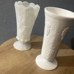 15 for both ! Vintage Westmoreland Milk Glass Harvest Grape tall Paneled Pedestal Vase