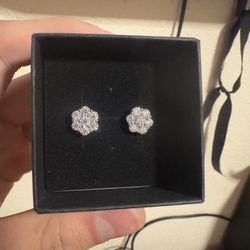 Moissanite Ear Rings 