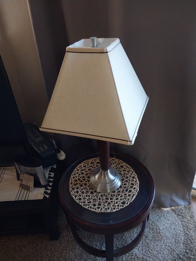 Round End Table On Wheels And Matching Lamp Good For Living Room Or Bedroom Can Split Up If Wanted For 15 Each Floor Lamp And Table