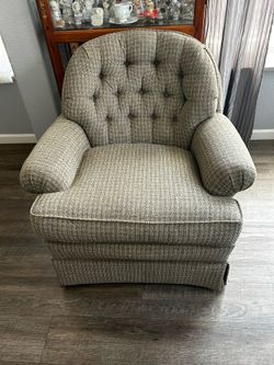 Highland house armchair couch