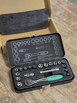 Amazon Brand - Denali 1/4-Inch, Drive Socket Set with Carrying Case, 20-Piece Like Stanley Craftsman