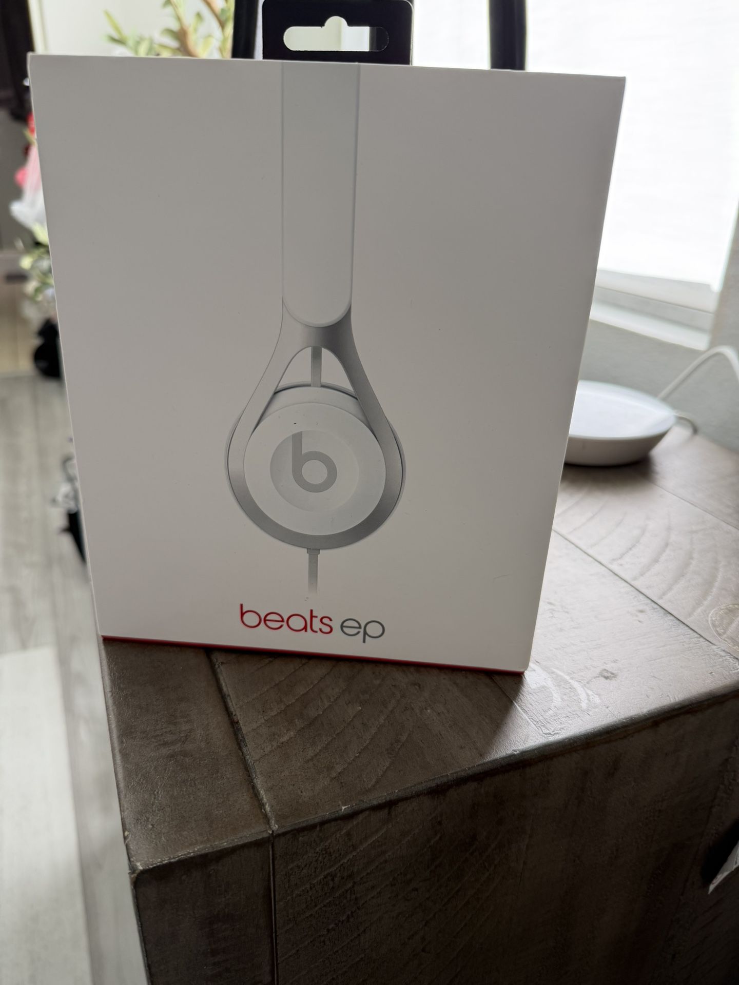 Beats EP Headphones – New in Box (White)