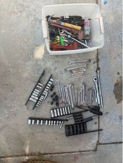 Craftsman And Other Miscellaneous Tools Selling Altogether