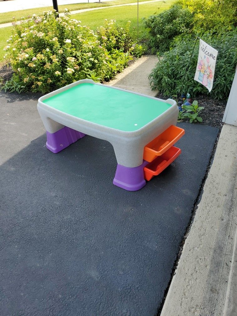 Kids Durable Play Table.