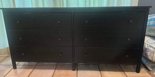 Black 6 Drawer Wood Dresser - Good Condition