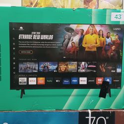 43" Screen Led Smart TV By Vizio.  Original Box New 