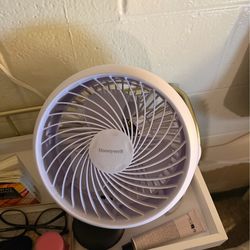 Fully functioning fan