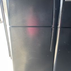 Frigidaire refrigerator 