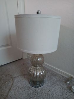 💡 Cute Medium Lamp – Works Great, Just Needs a Bulb to Shine! 😄
