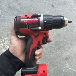 Milwaukee M18 18V Lithium-Ion Cordless 1/2 in. Drill Driver (Tool-Only)