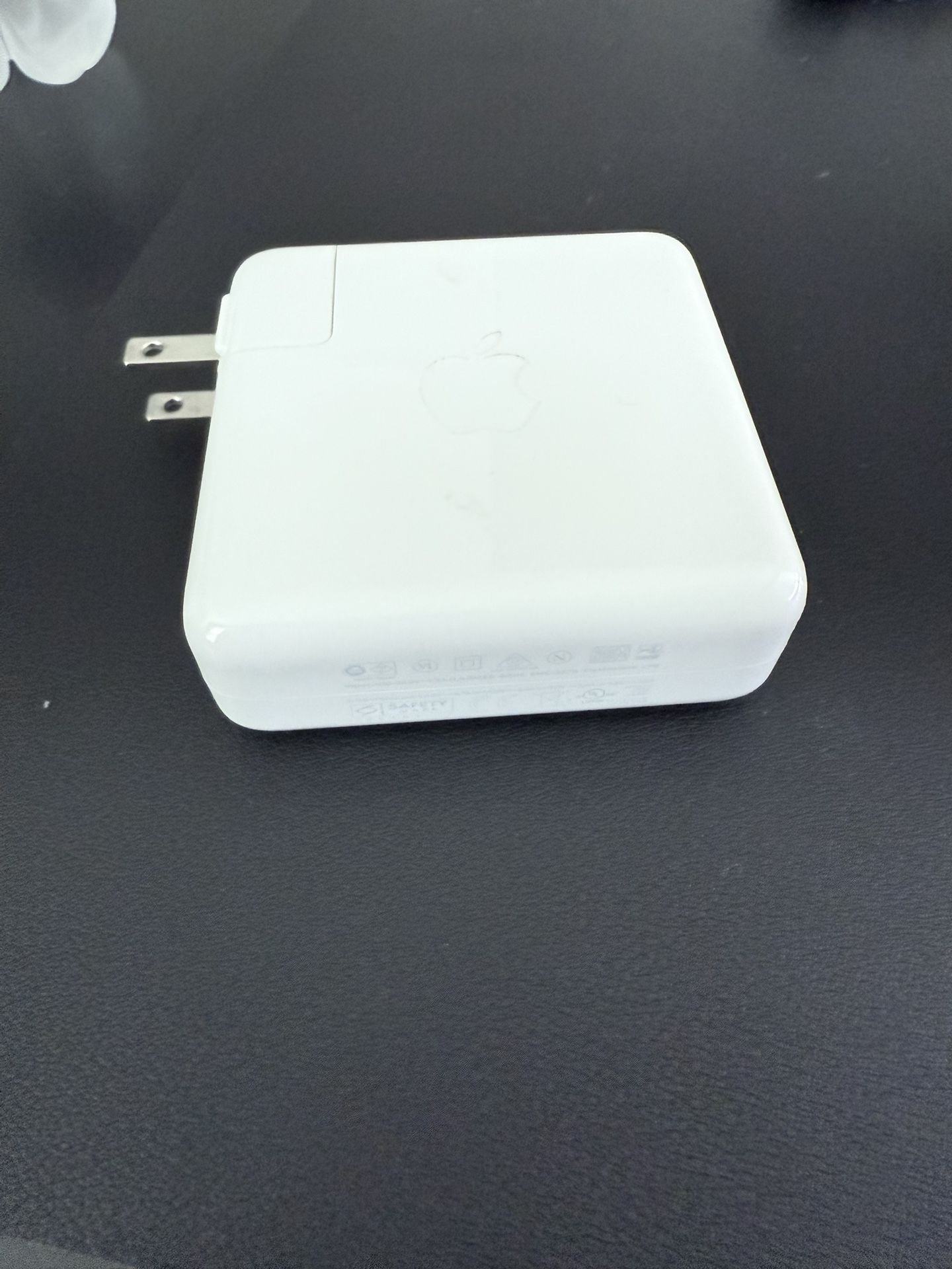 96 Watt USB-C Power Adapter For MacBook Pro