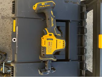 20V Dewalt Reciprocating saw and light