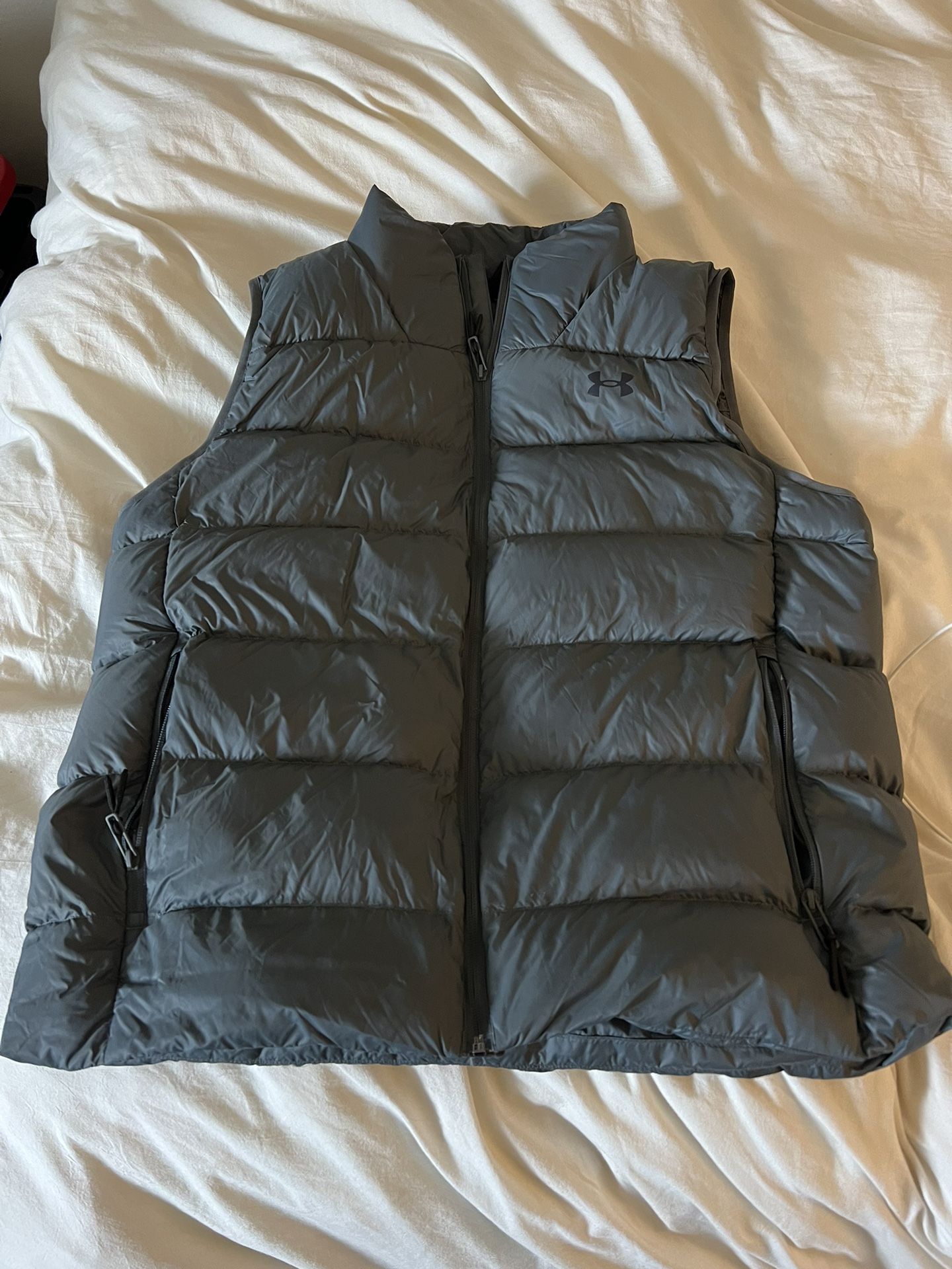Under Armor Puffy Vest XL
