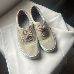 11 Men Vans