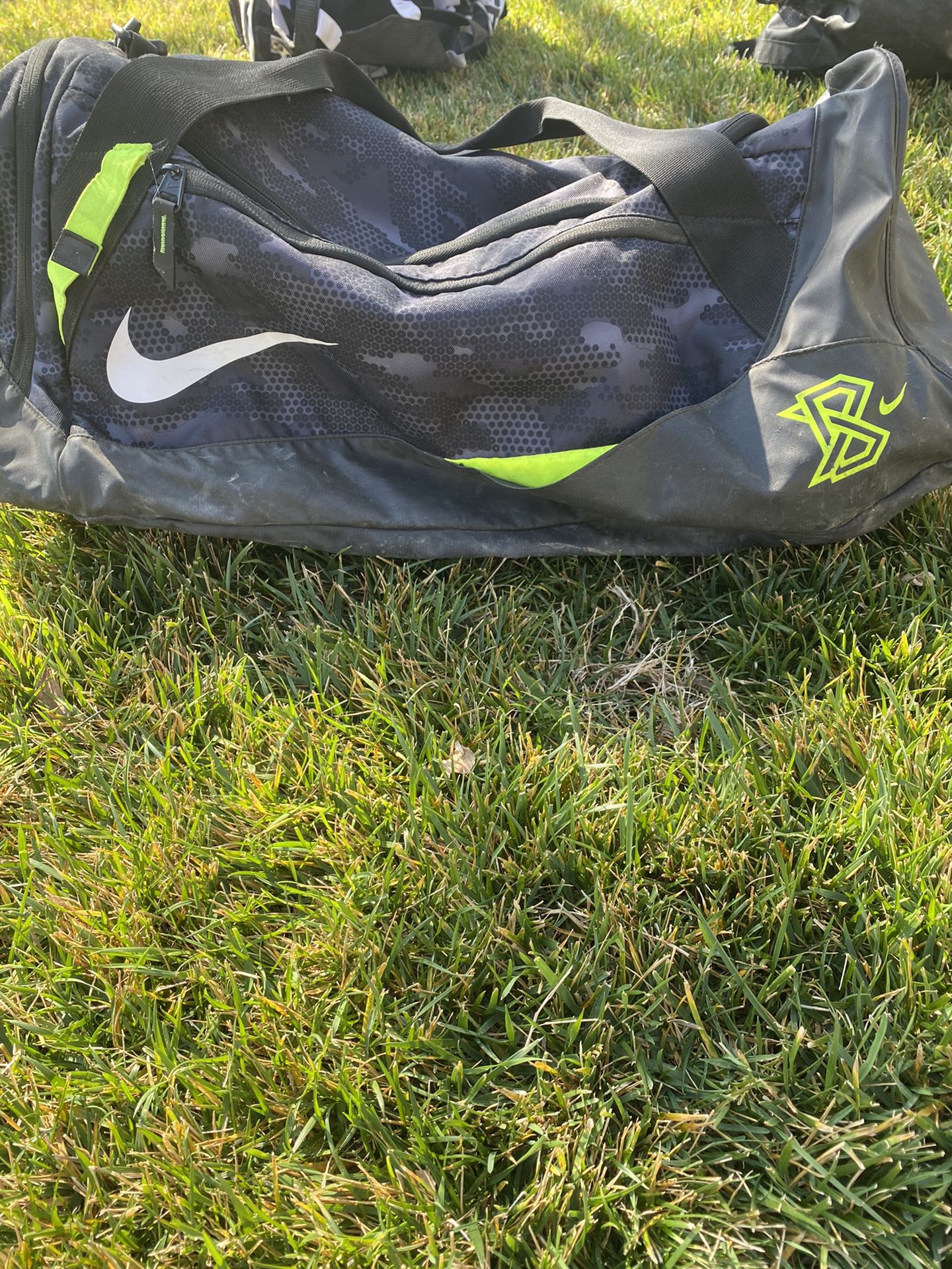 Nike Duffle Baseball Bag