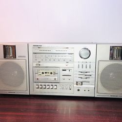 Soundesign 5648 AM/FM Stereo Receiver Cassette Tape Recorder TESTED & WORKING